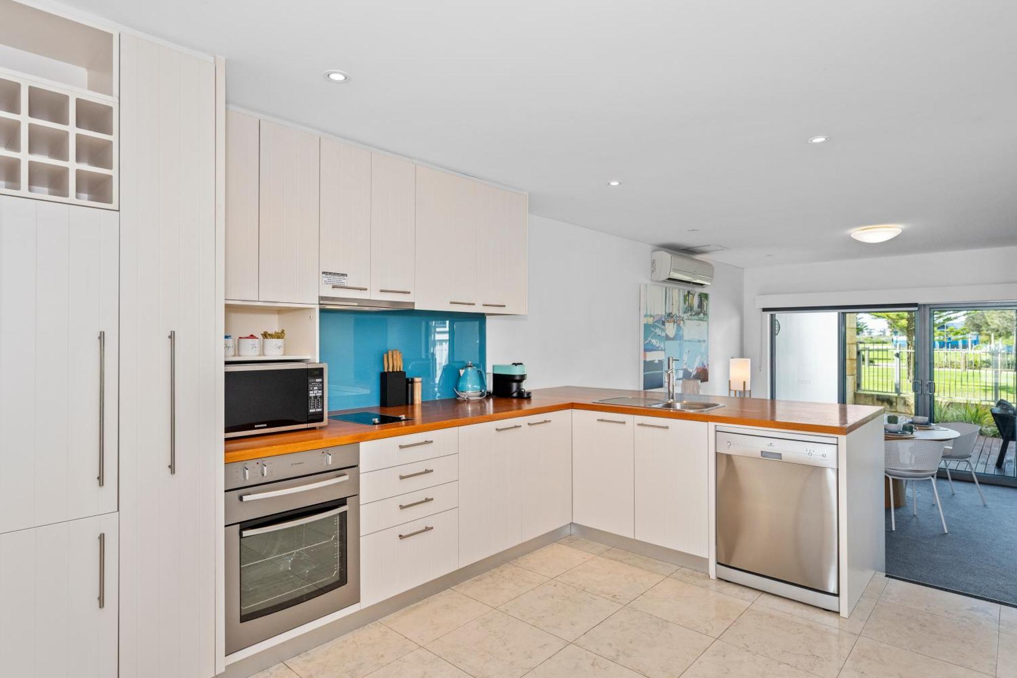 Nautica Residences Mandurah Exterior photo